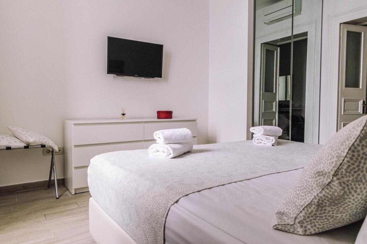 Banje Beach Oasis Apartment ドゥブロブニク エクステリア 写真