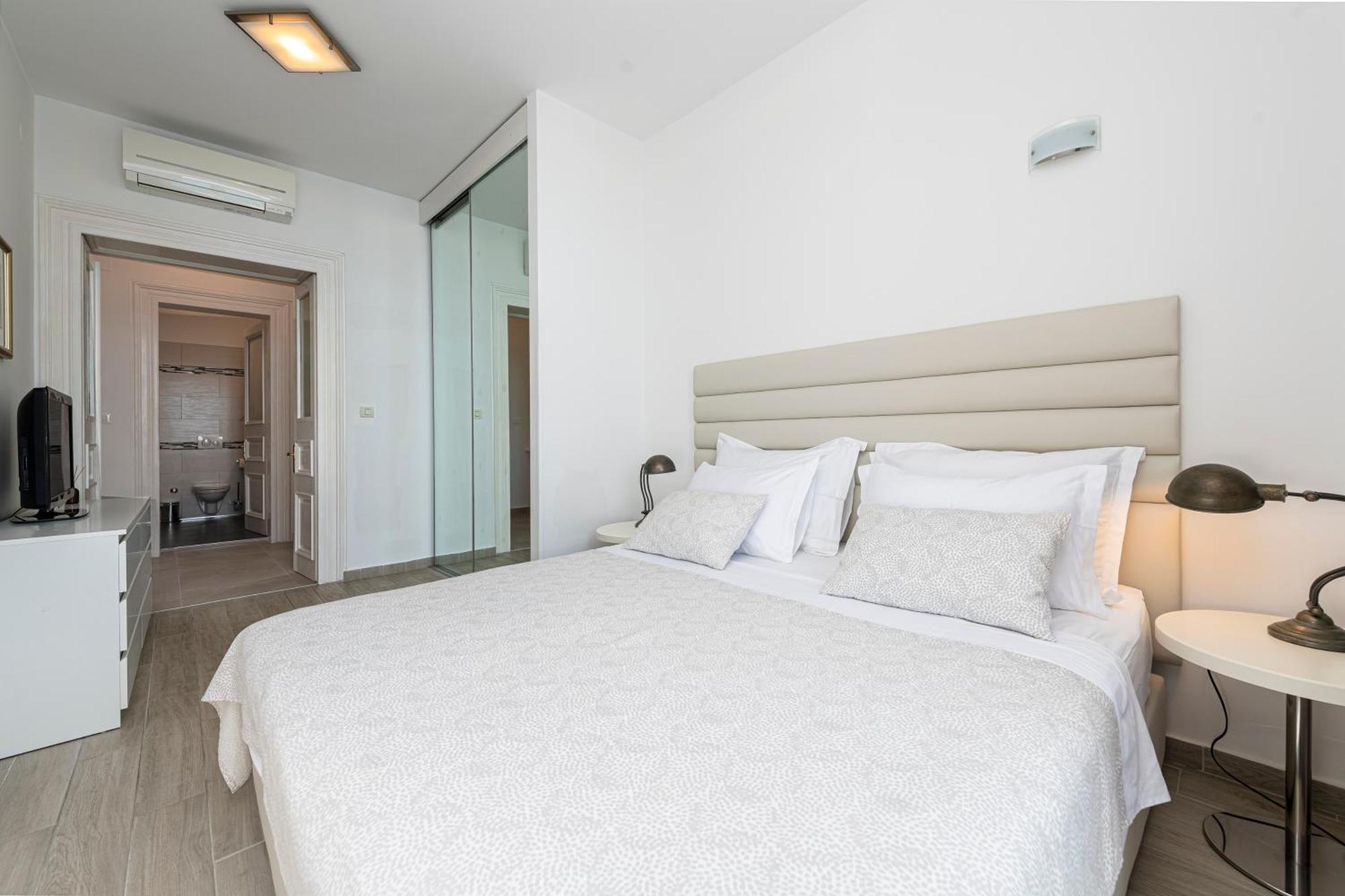 Banje Beach Oasis Apartment ドゥブロブニク エクステリア 写真